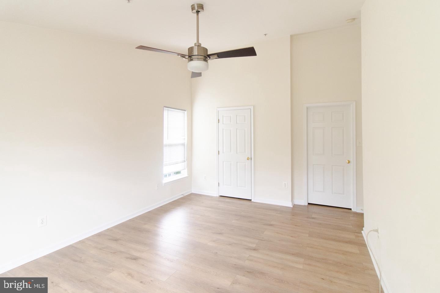SOUTH MEADOWS - Residential