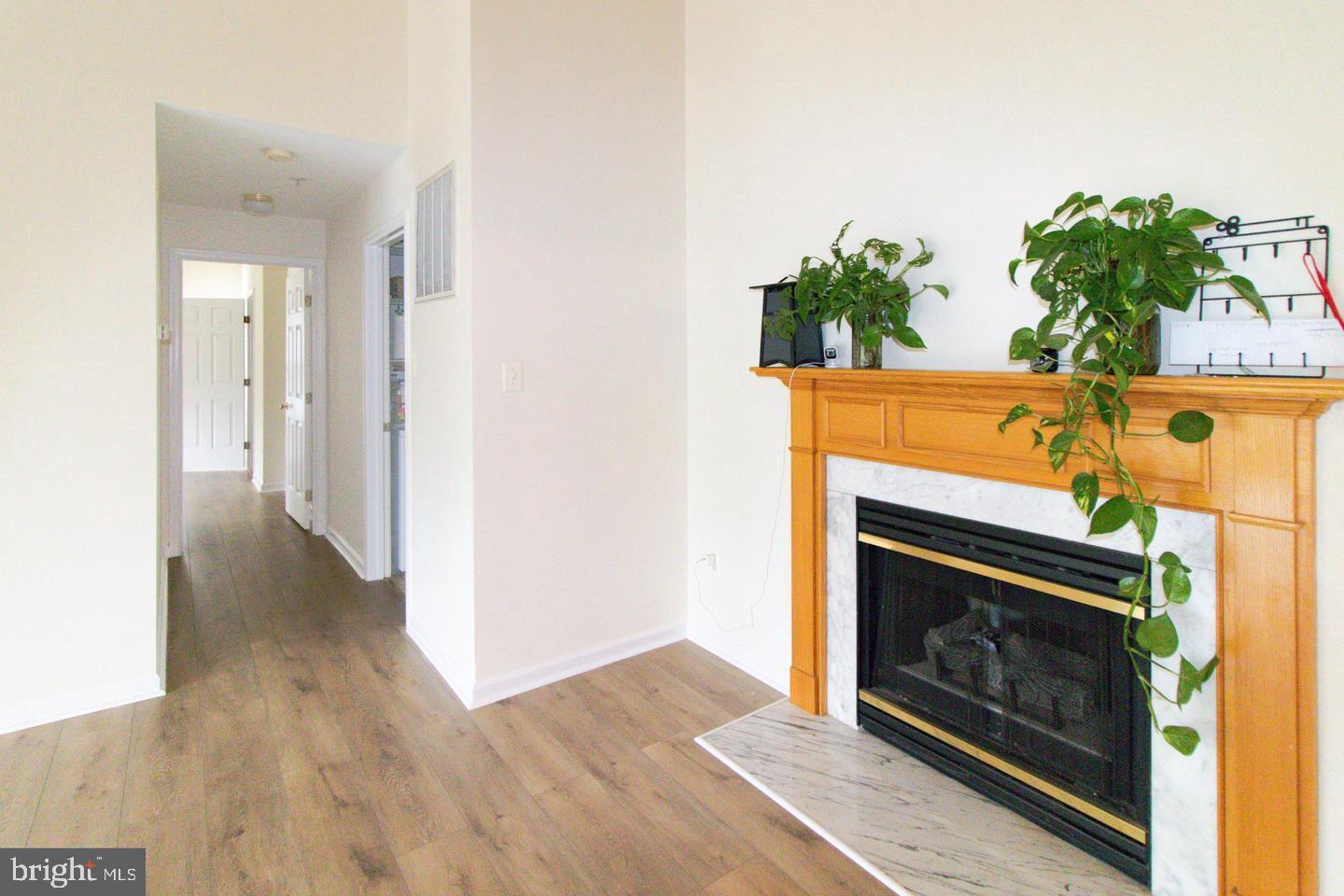 SOUTH MEADOWS - Residential