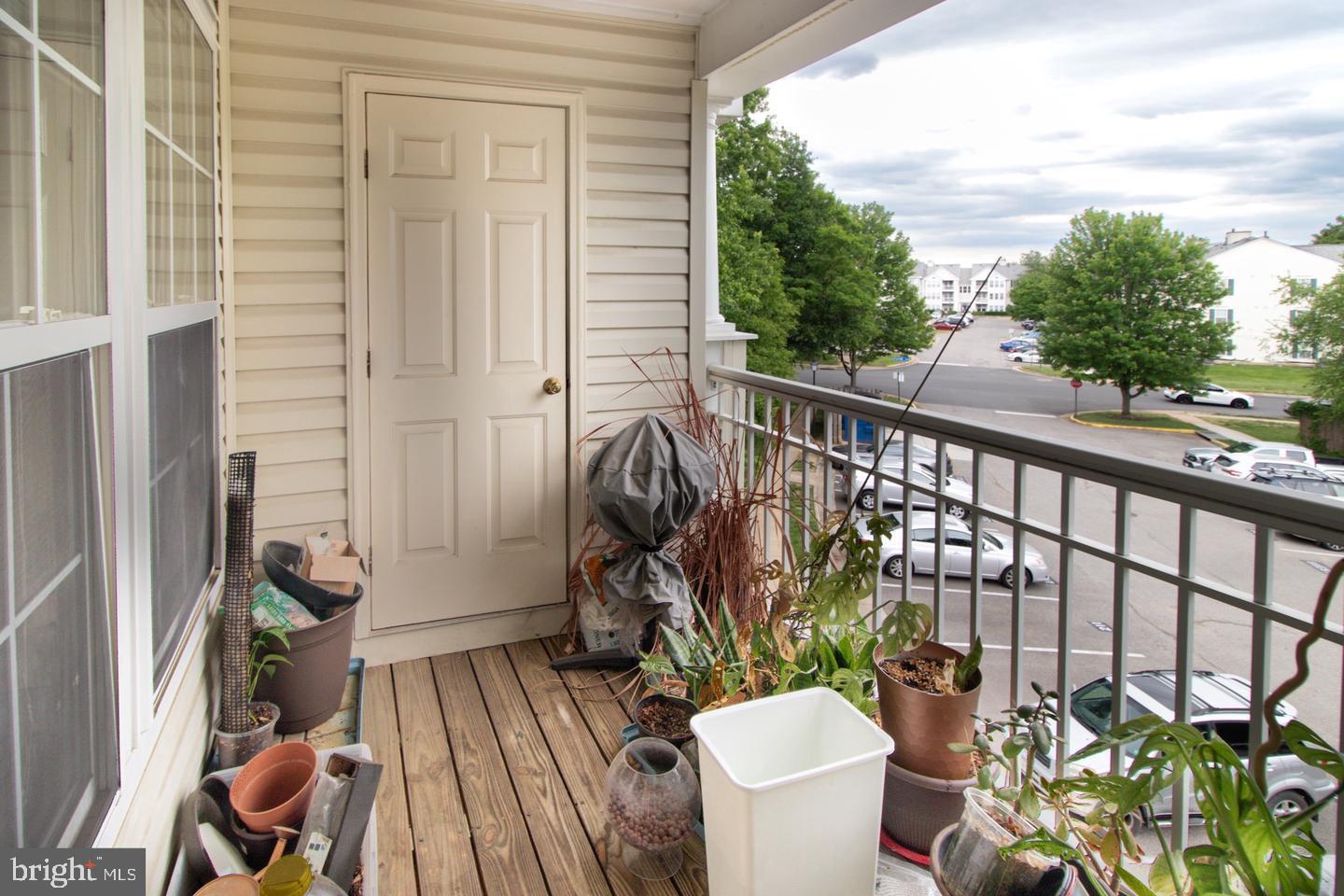 SOUTH MEADOWS - Residential