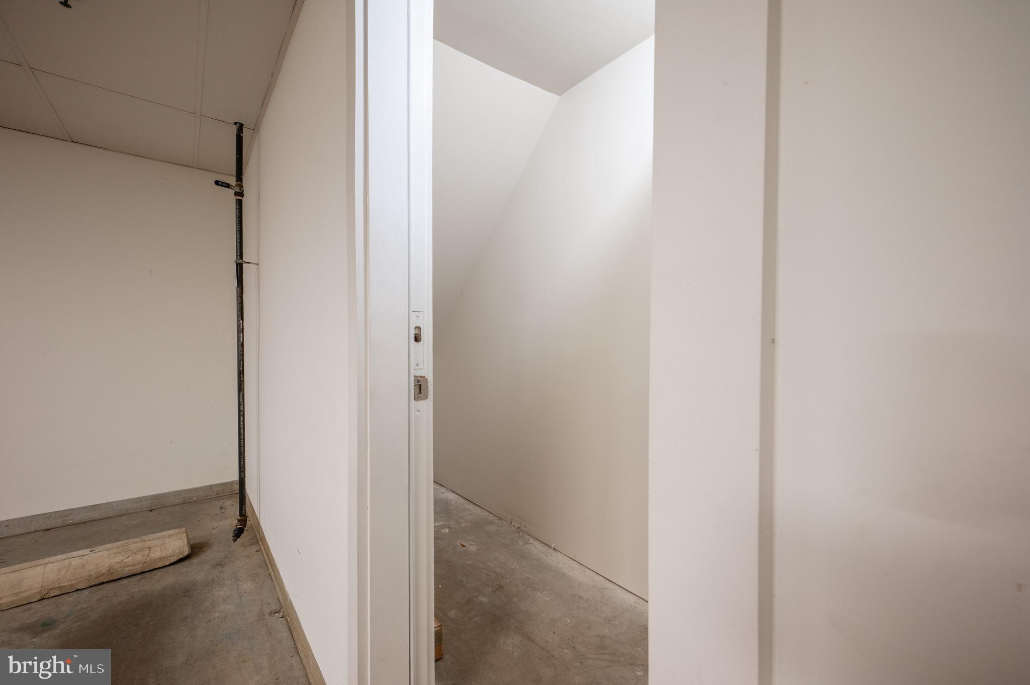 CHATHAM SQUARE - Residential