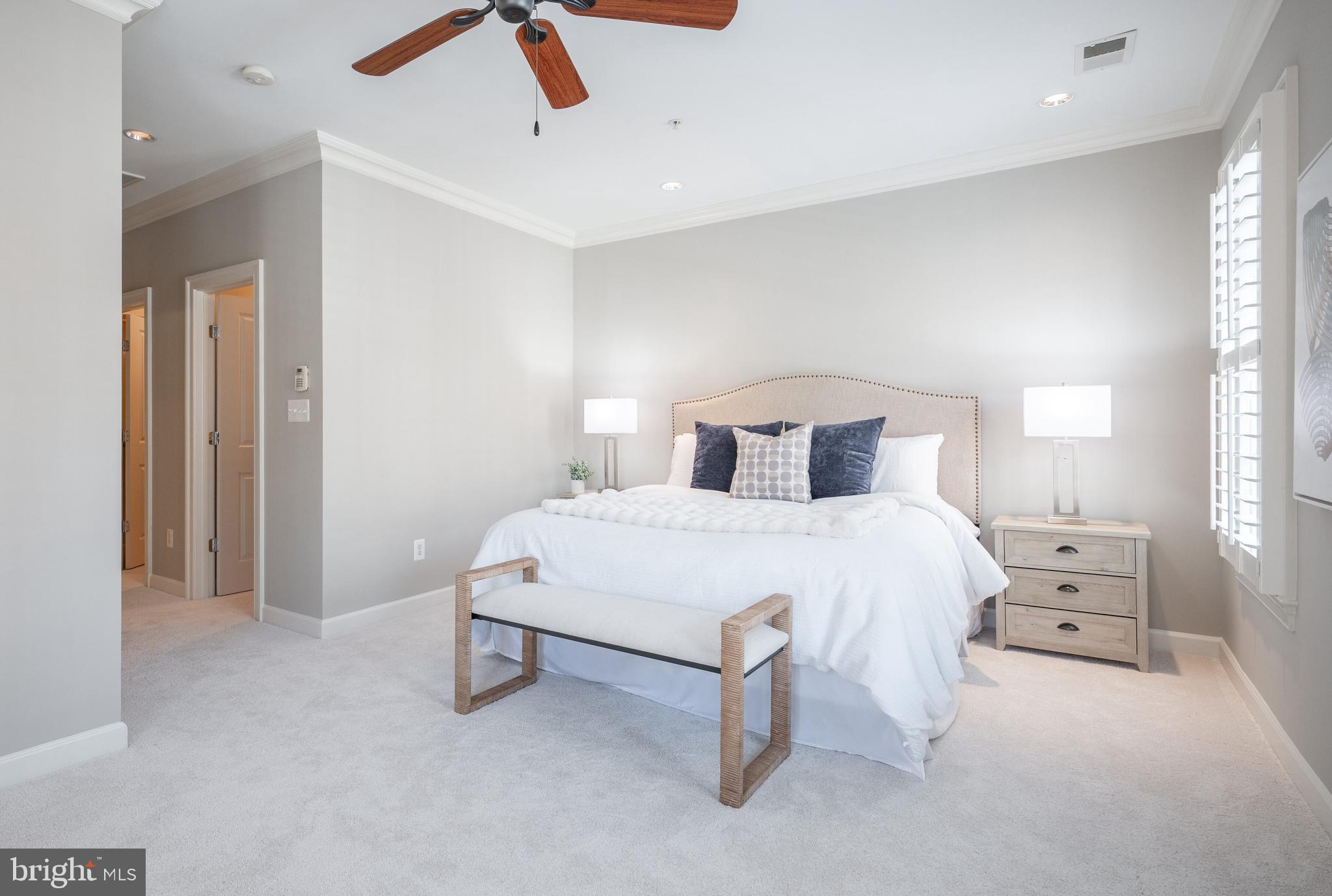 CHATHAM SQUARE - Residential