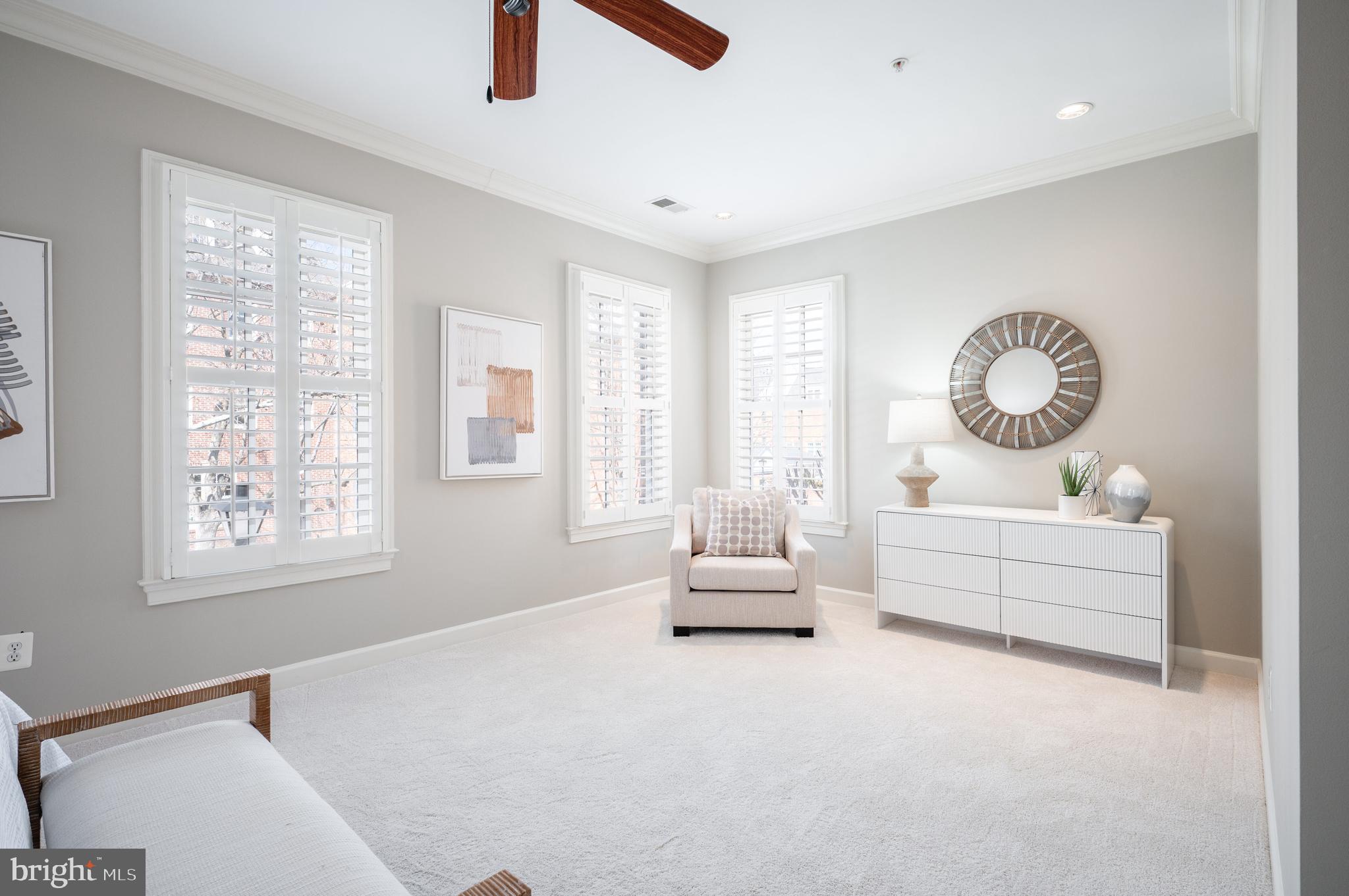 CHATHAM SQUARE - Residential