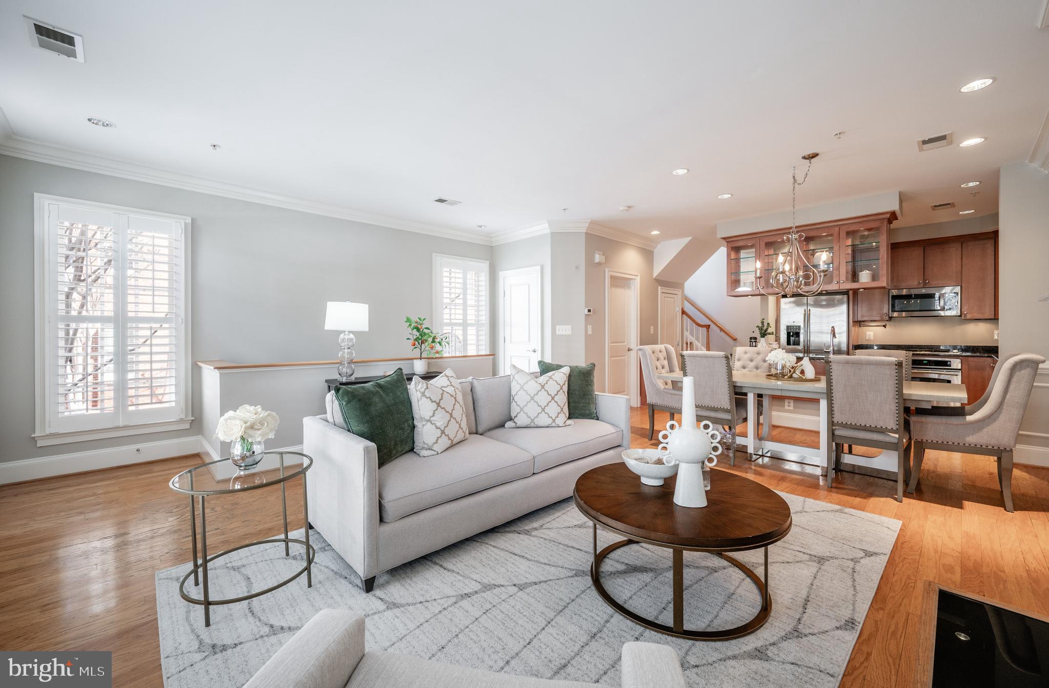 CHATHAM SQUARE - Residential