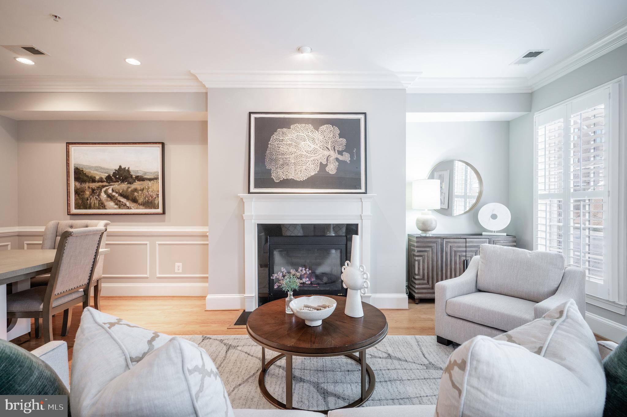 CHATHAM SQUARE - Residential