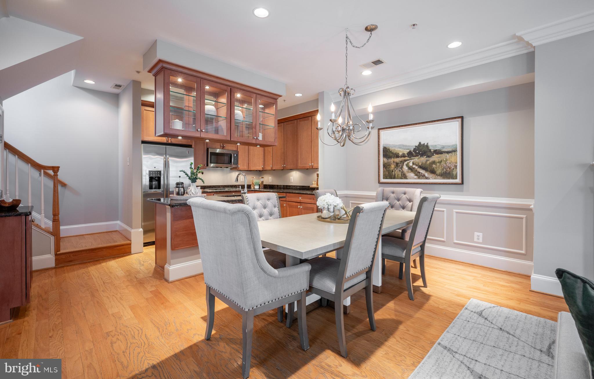 CHATHAM SQUARE - Residential