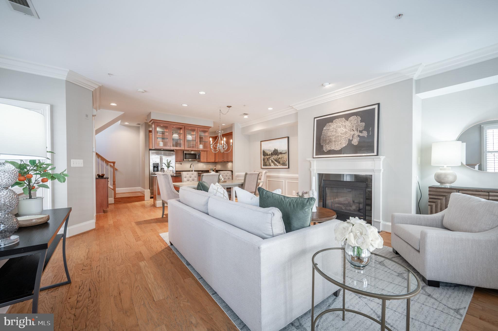 CHATHAM SQUARE - Residential