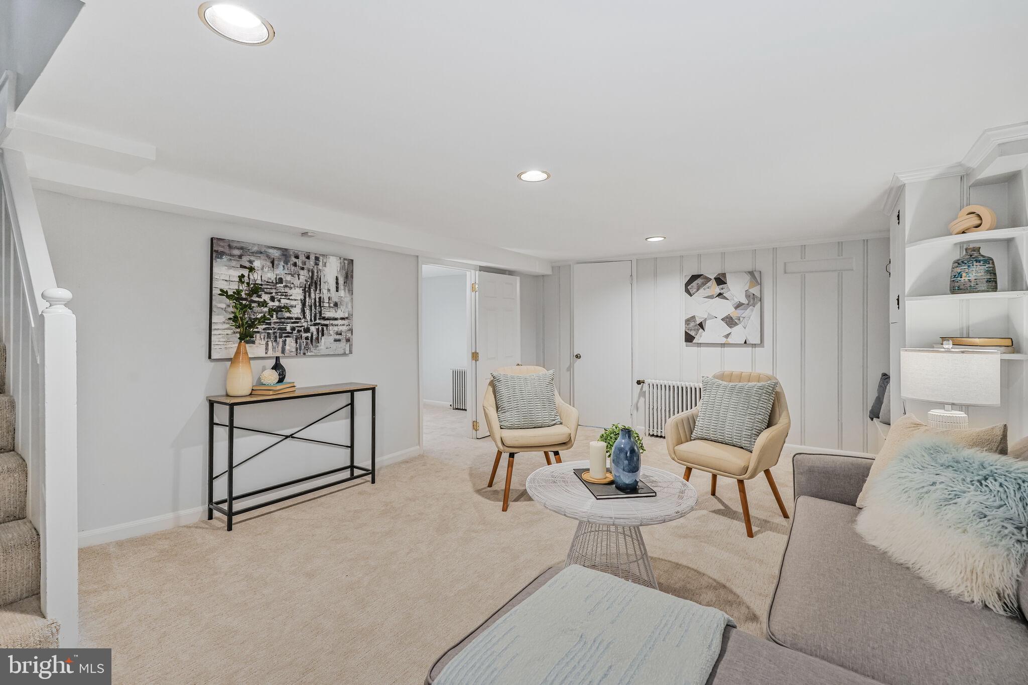 CHEVY CHASE - Residential