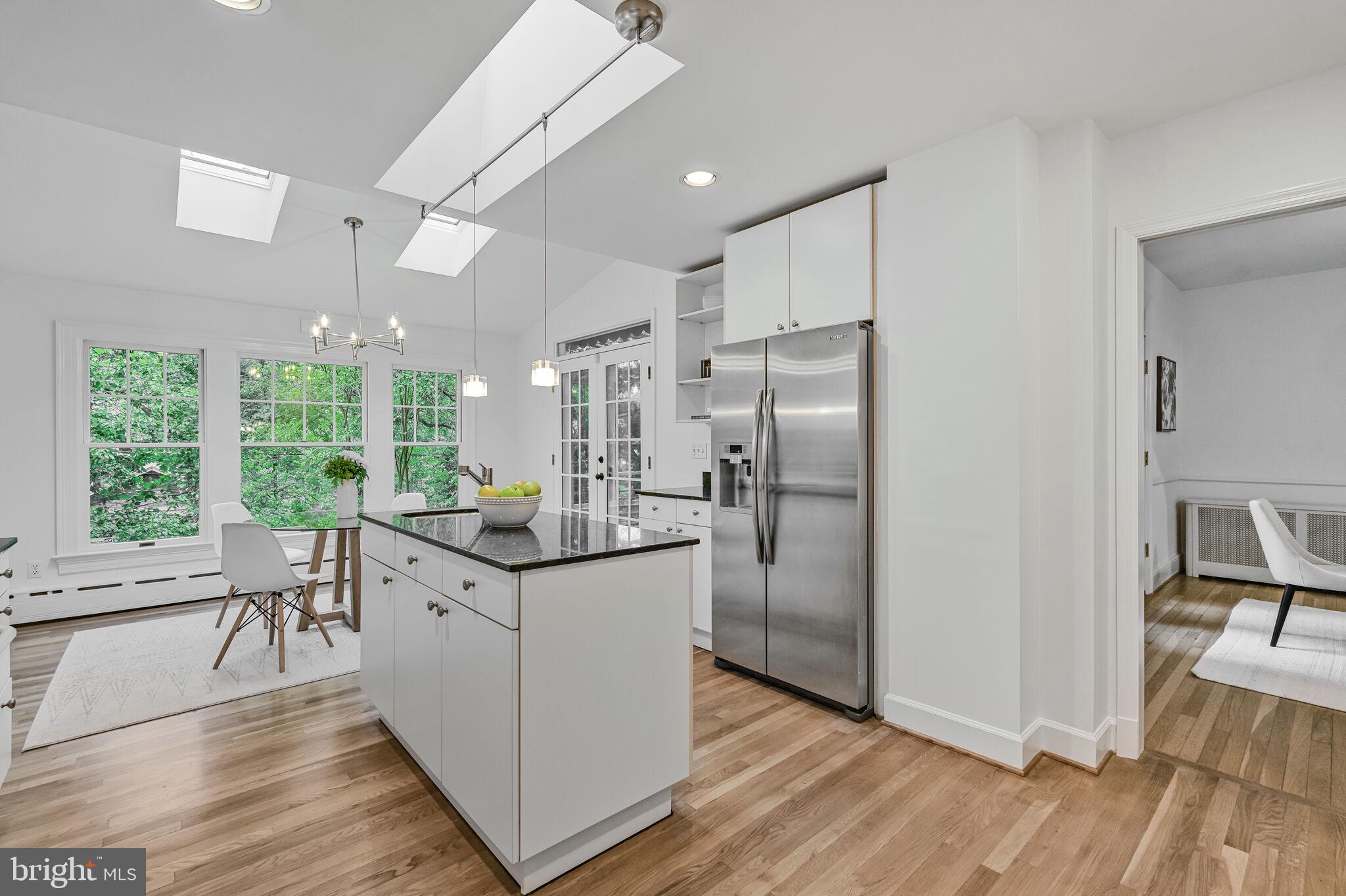 CHEVY CHASE - Residential