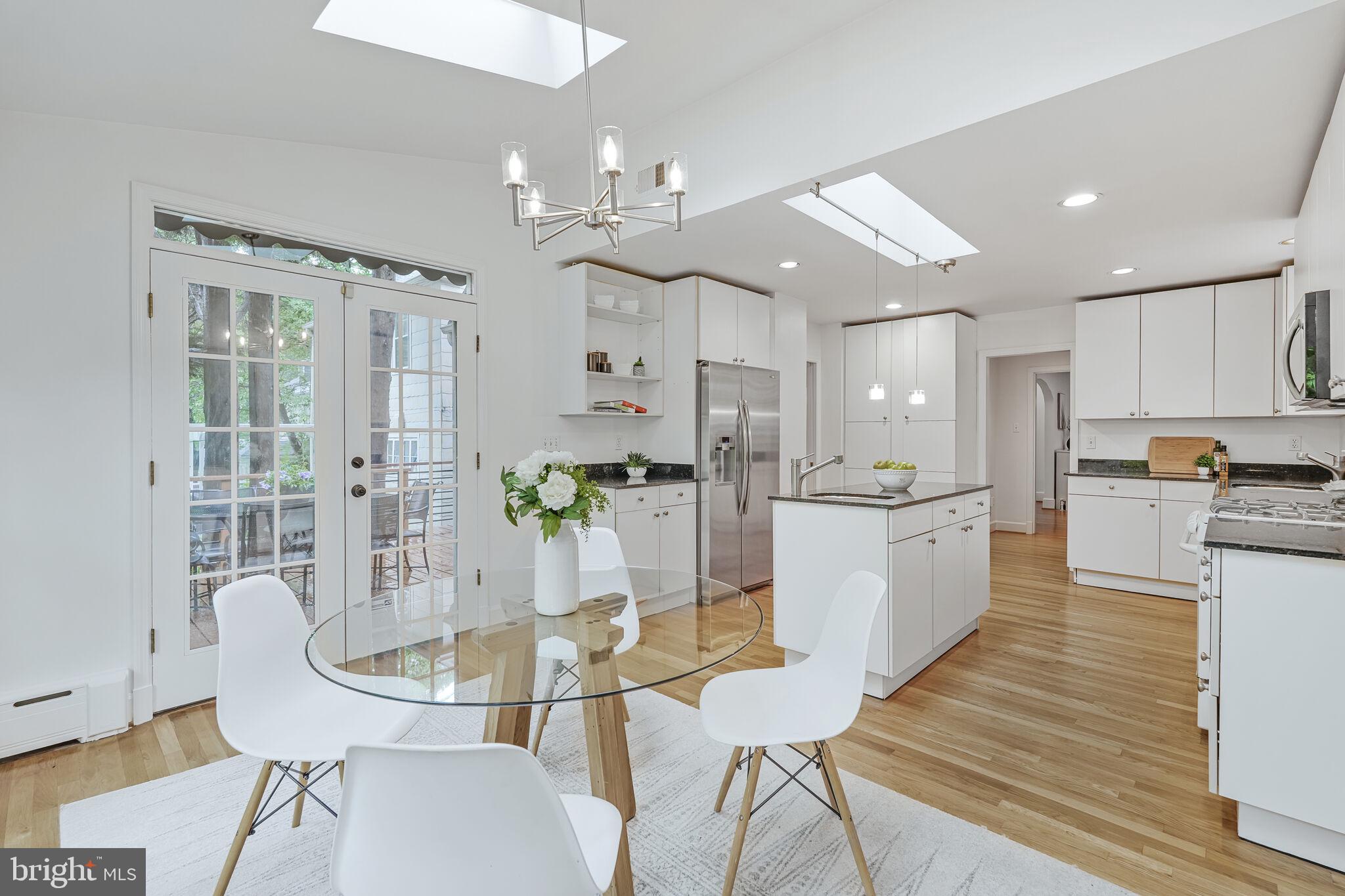 CHEVY CHASE - Residential