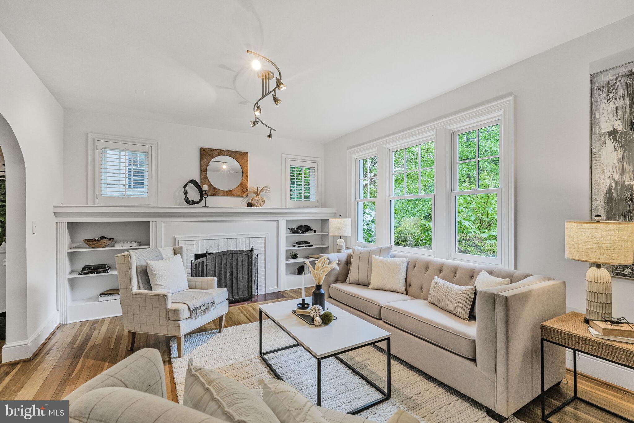 CHEVY CHASE - Residential