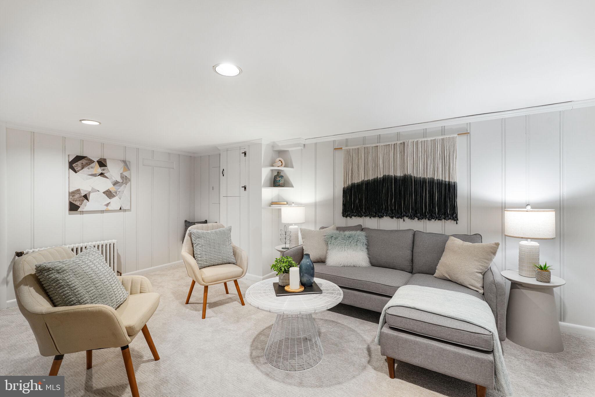 CHEVY CHASE - Residential