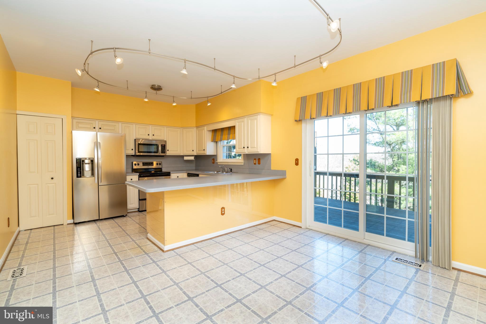 GOUCHER WOODS - Residential