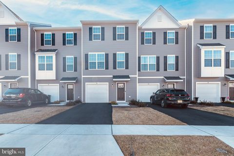 Photo of 41 Barnes Way, SICKLERVILLE, NJ 08081 (MLS # NJCD2109572)