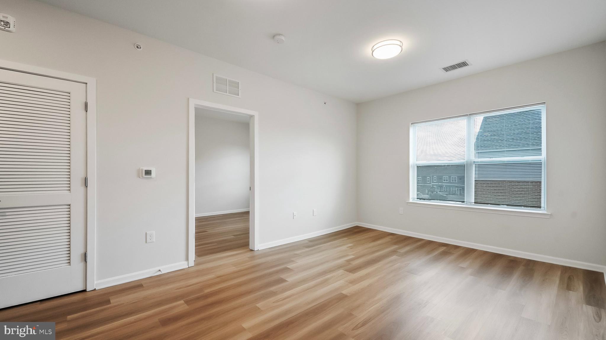 4909 HAMILTON AVENUE 4907-B