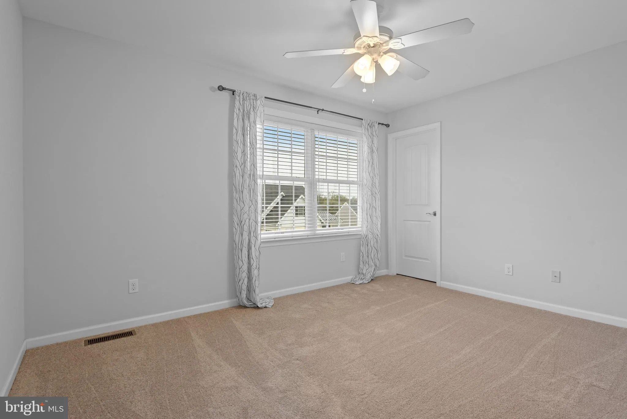 Lancaster, Pennsylvania 17601, United States, 3 Bedrooms Bedrooms, ,3 BathroomsBathrooms,Residential,Coming Soon,227470