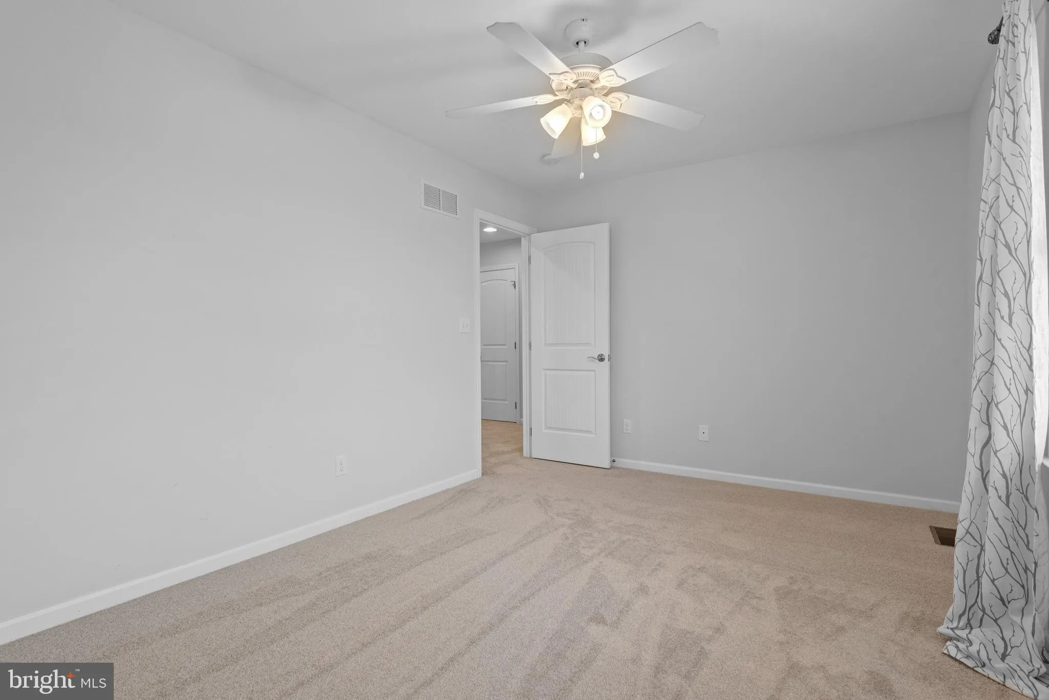 Lancaster, Pennsylvania 17601, United States, 3 Bedrooms Bedrooms, ,3 BathroomsBathrooms,Residential,Coming Soon,227470