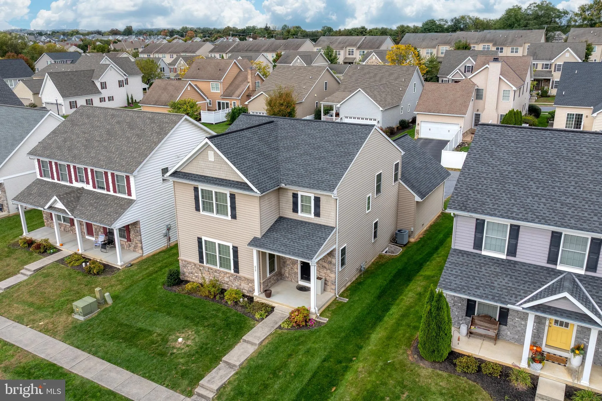 Lancaster, Pennsylvania 17601, United States, 3 Bedrooms Bedrooms, ,3 BathroomsBathrooms,Residential,Coming Soon,227470