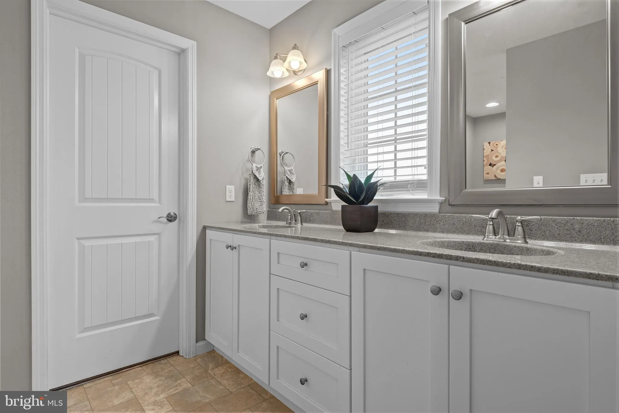 Lancaster, Pennsylvania 17601, United States, 3 Bedrooms Bedrooms, ,3 BathroomsBathrooms,Residential,Coming Soon,227470