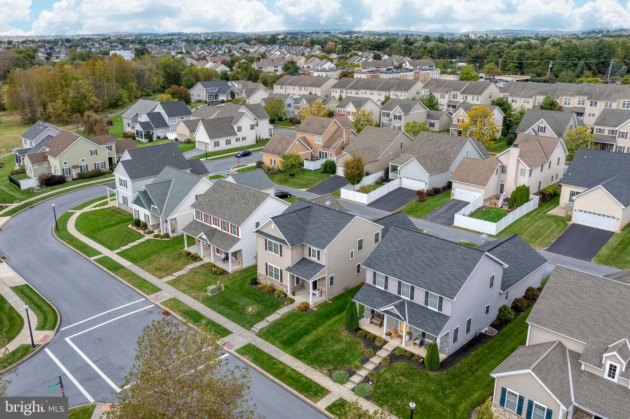 Lancaster, Pennsylvania 17601, United States, 3 Bedrooms Bedrooms, ,3 BathroomsBathrooms,Residential,Coming Soon,227470