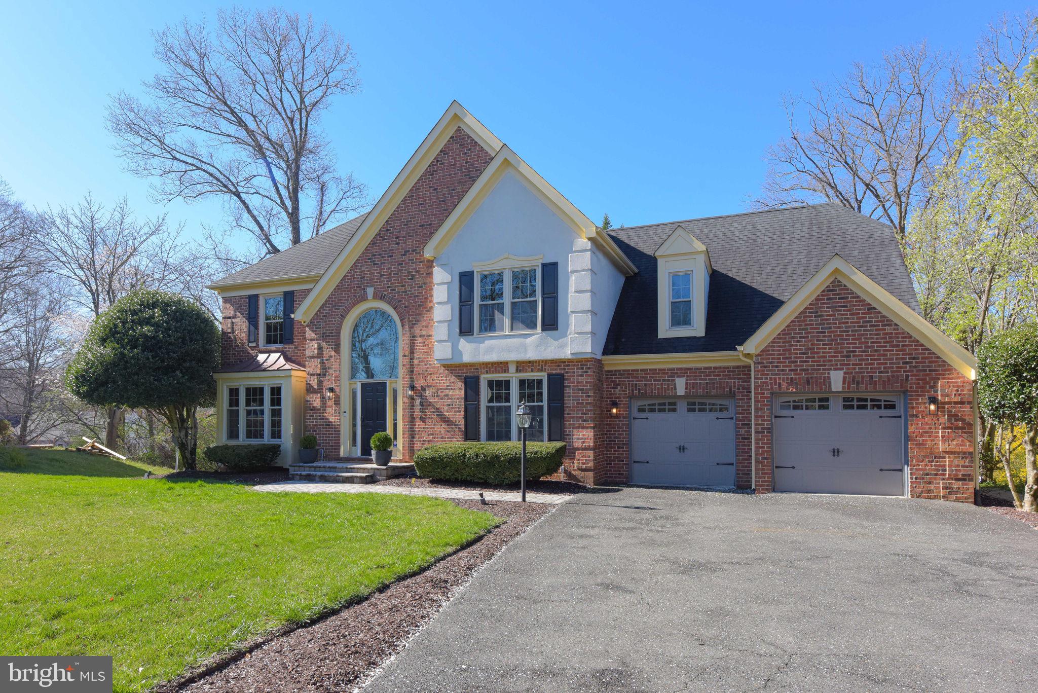 SILVERBROOK - Residential