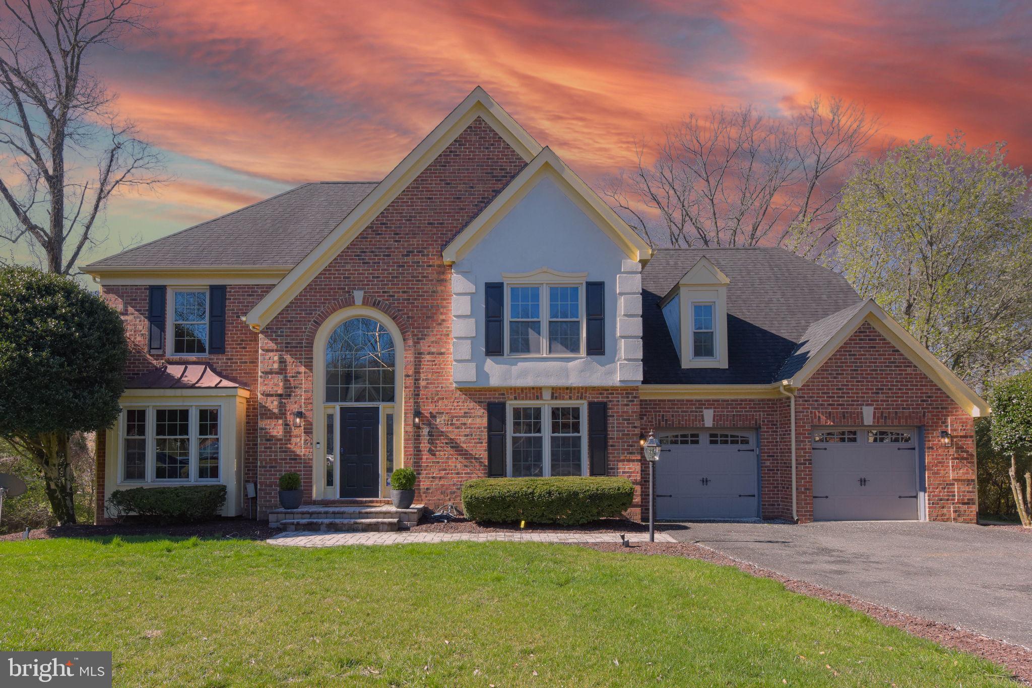 SILVERBROOK - Residential