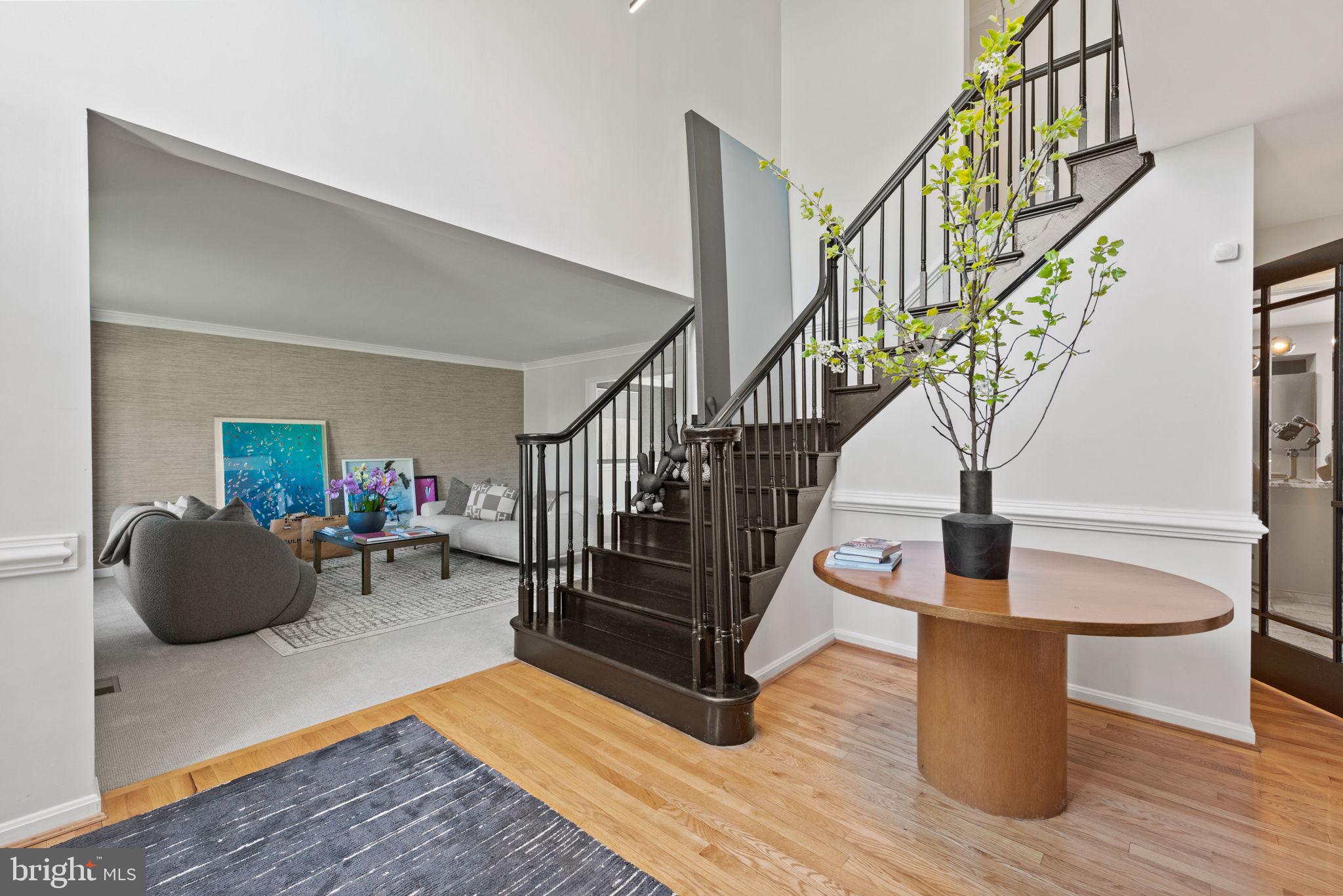 SILVERBROOK - Residential