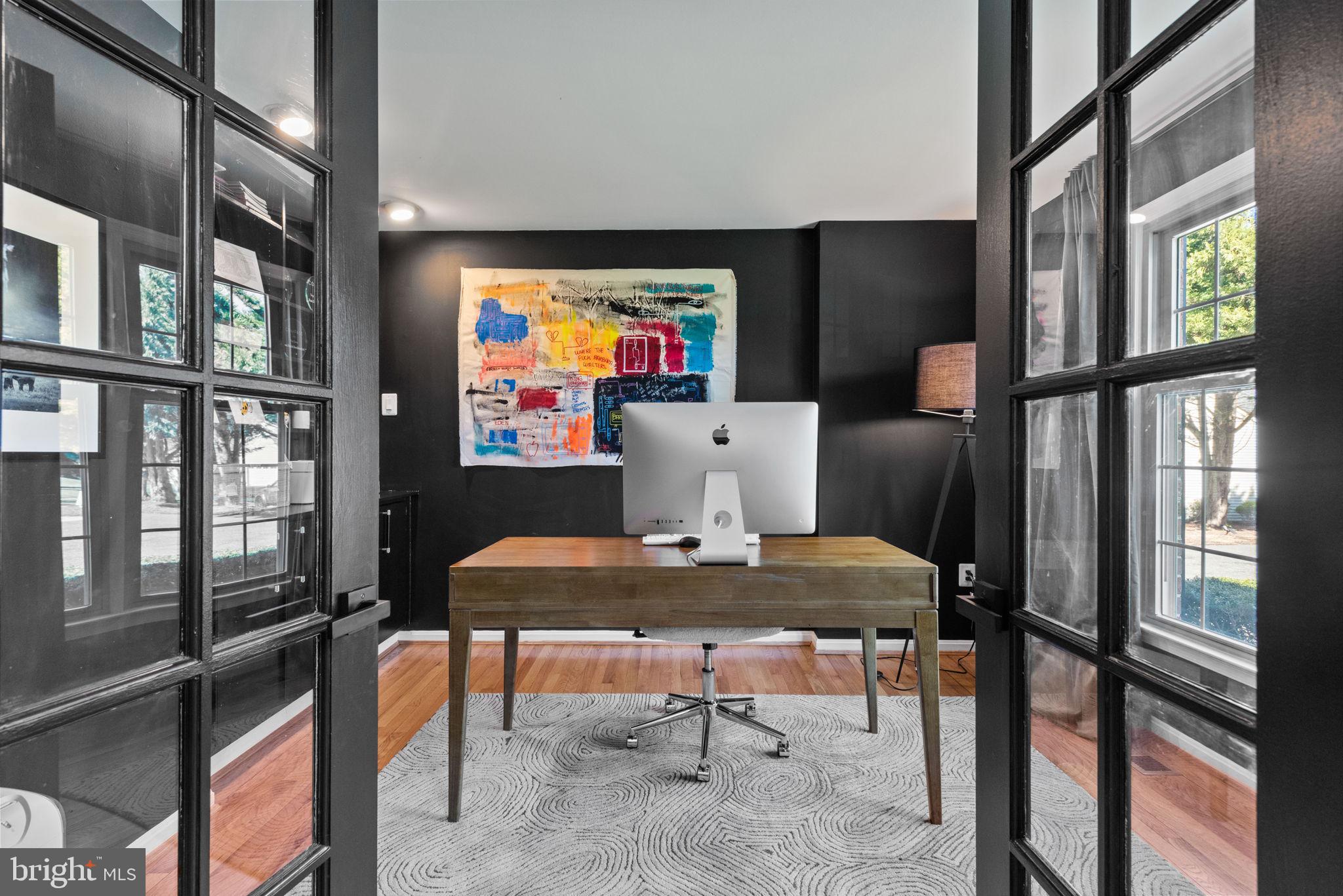 SILVERBROOK - Residential