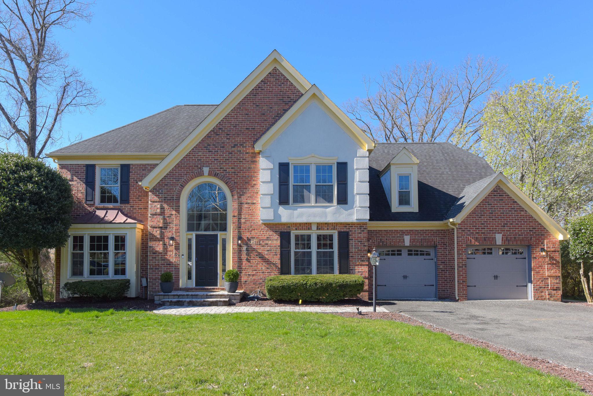 SILVERBROOK - Residential