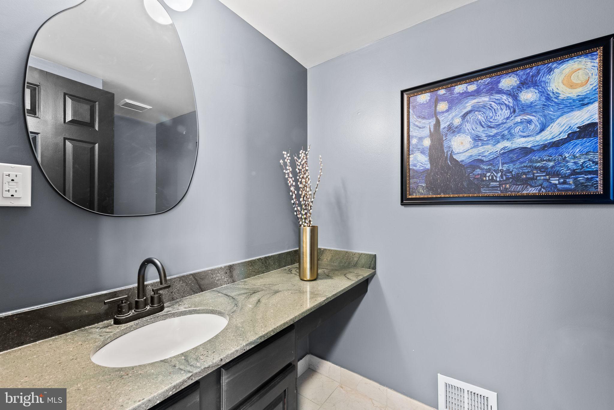 SILVERBROOK - Residential