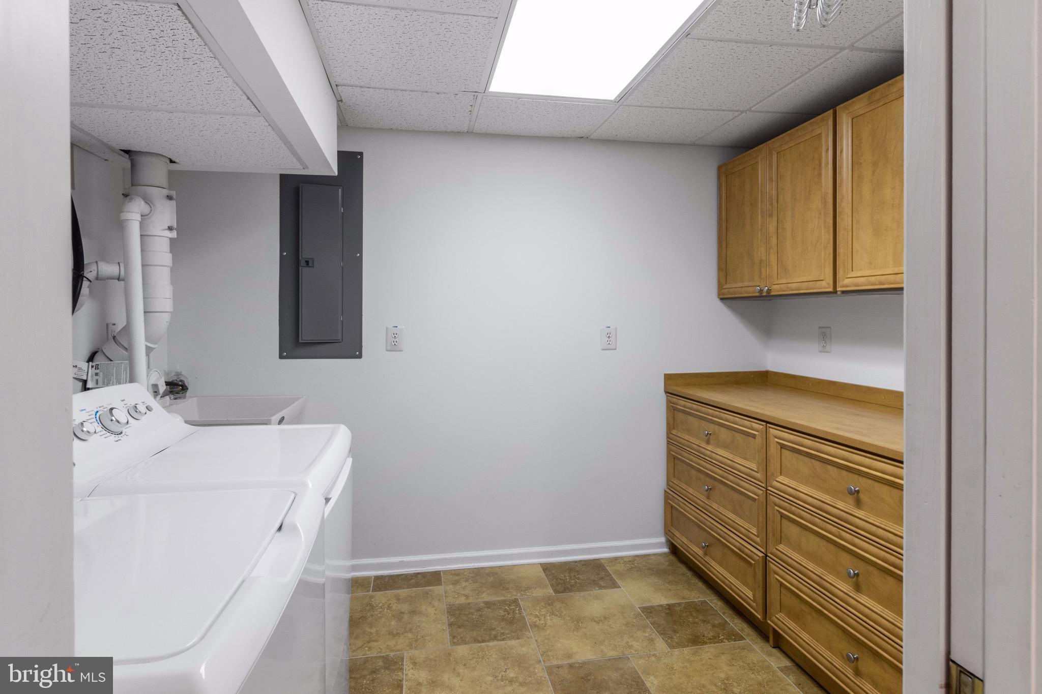 NEWTOWN GATE - Residential