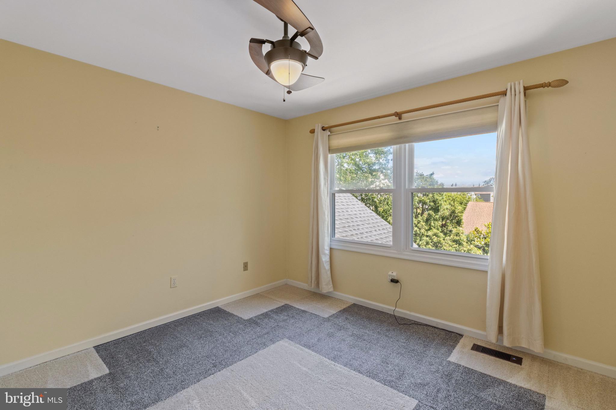 NEWTOWN GATE - Residential