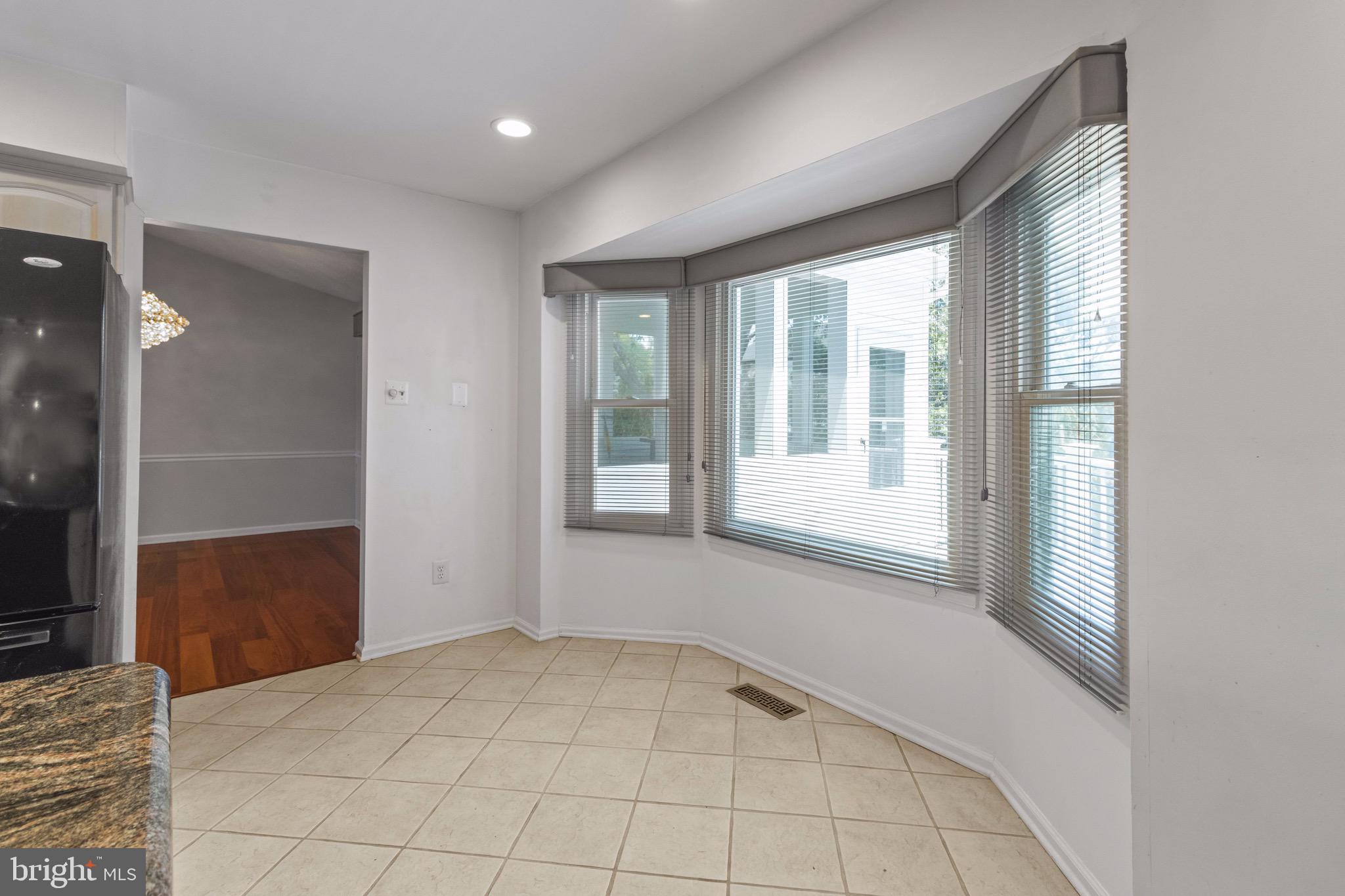 NEWTOWN GATE - Residential