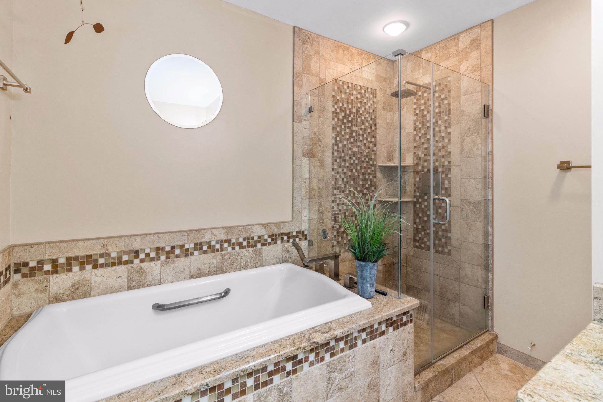 NEWTOWN GATE - Residential