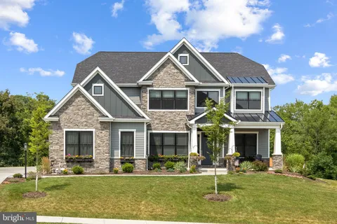 MLS: PADE2086712