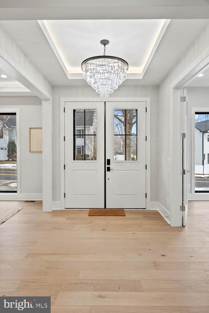 VIENNA WOODS - Residential