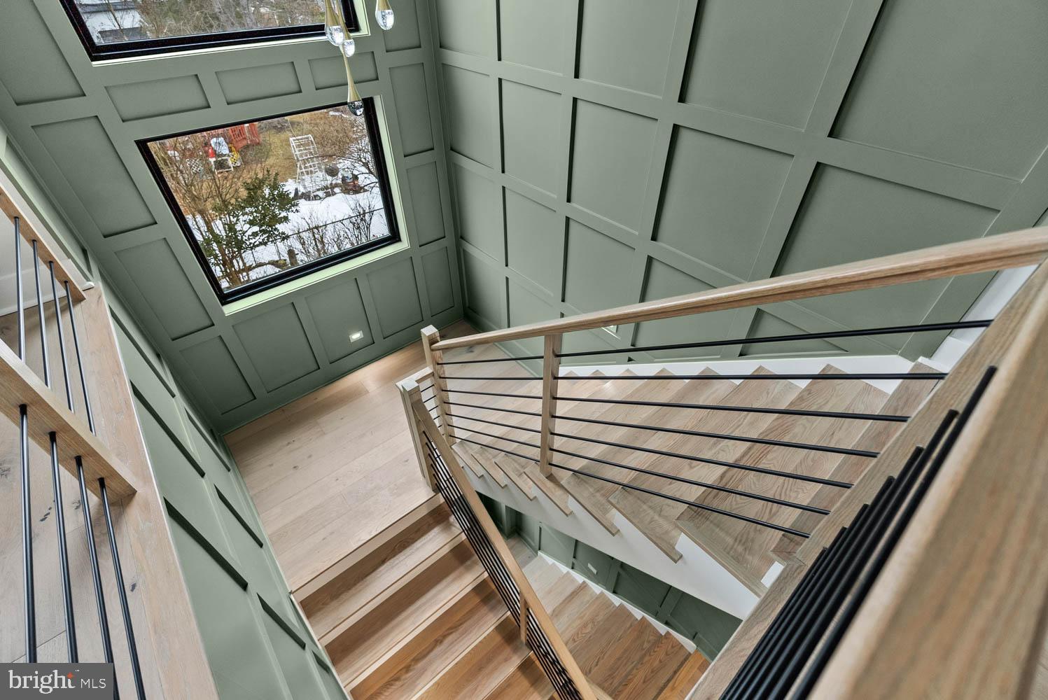 VIENNA WOODS - Residential