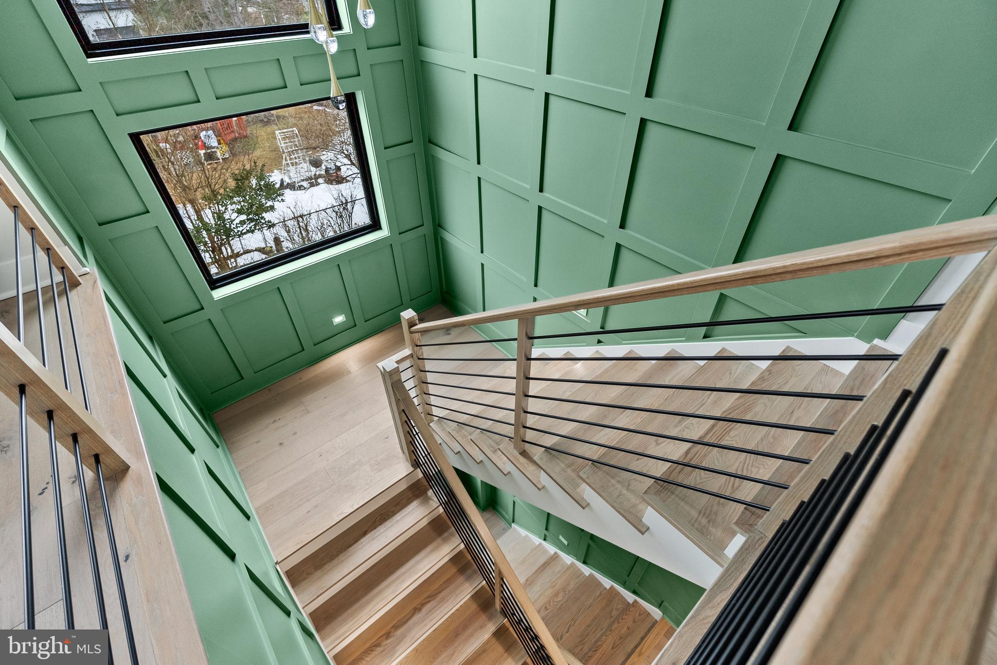 VIENNA WOODS - Residential