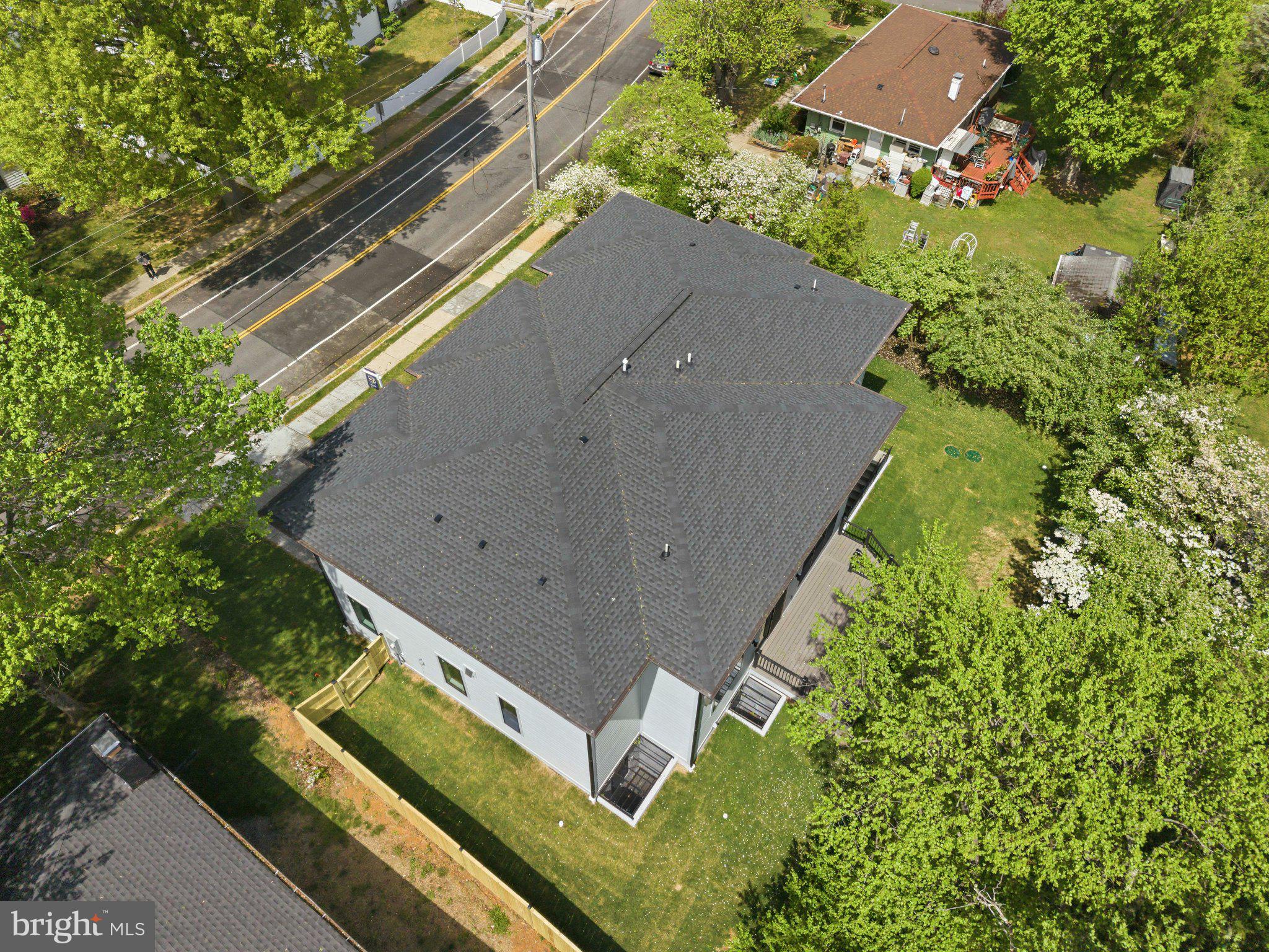 VIENNA WOODS - Residential