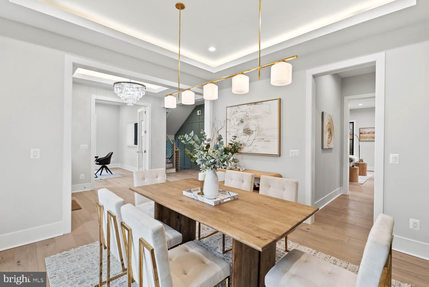 VIENNA WOODS - Residential