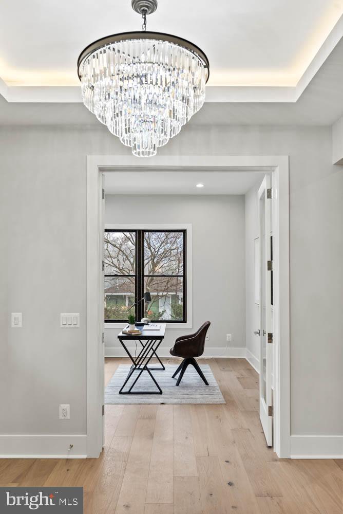 VIENNA WOODS - Residential