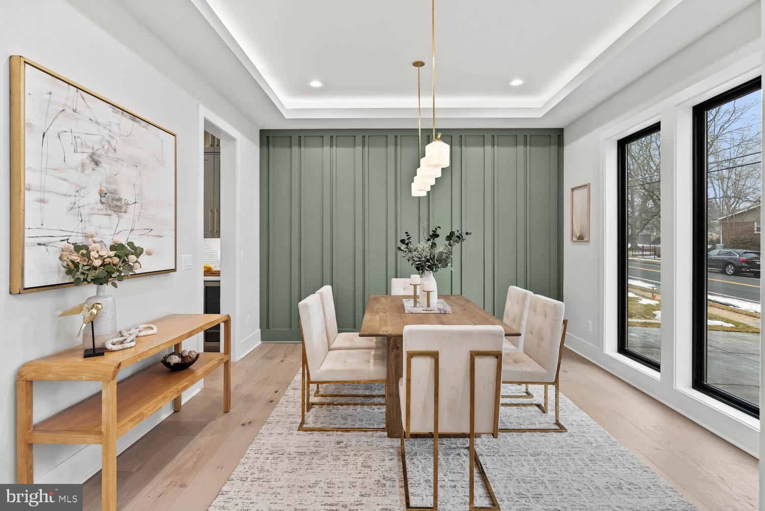 VIENNA WOODS - Residential