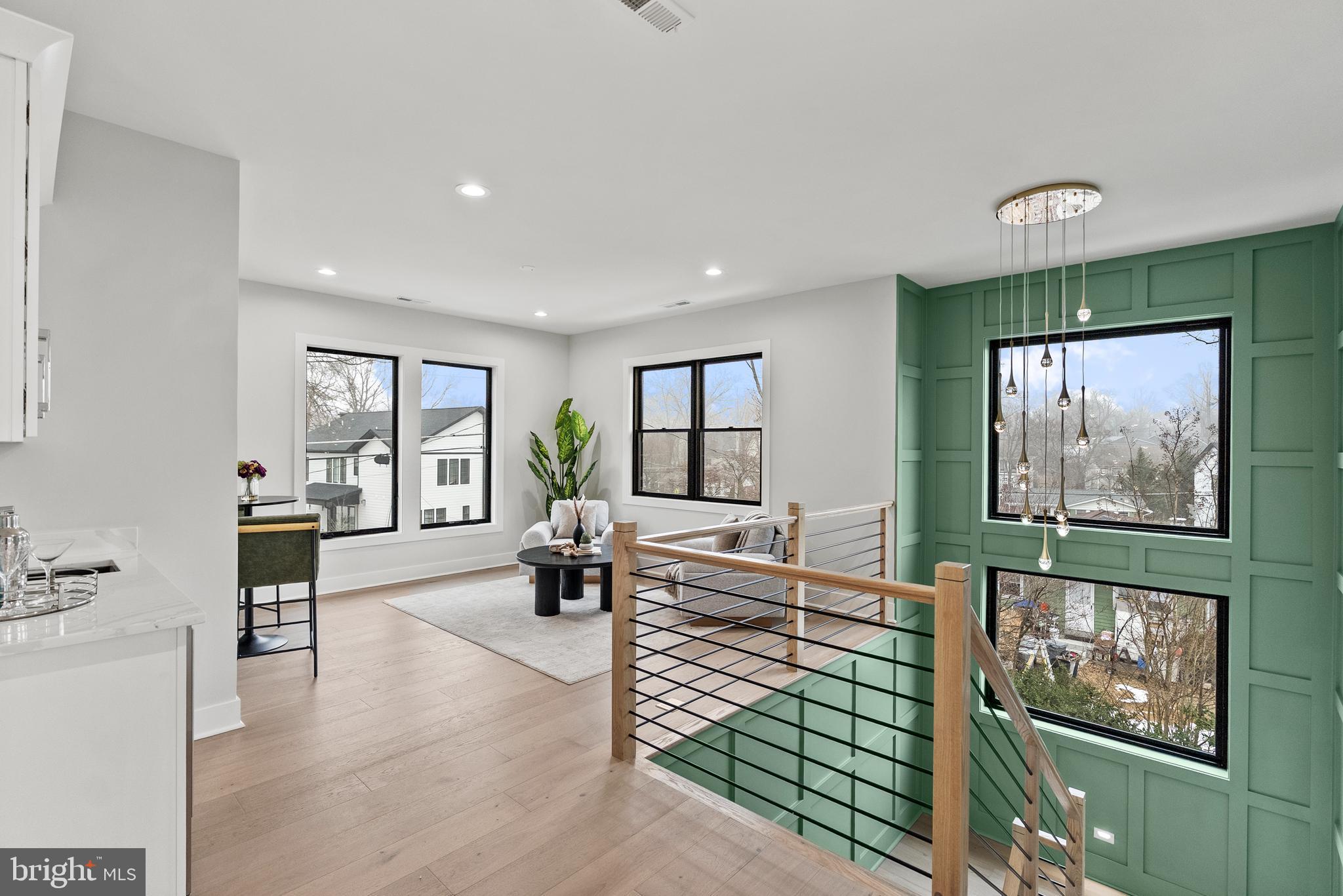 VIENNA WOODS - Residential