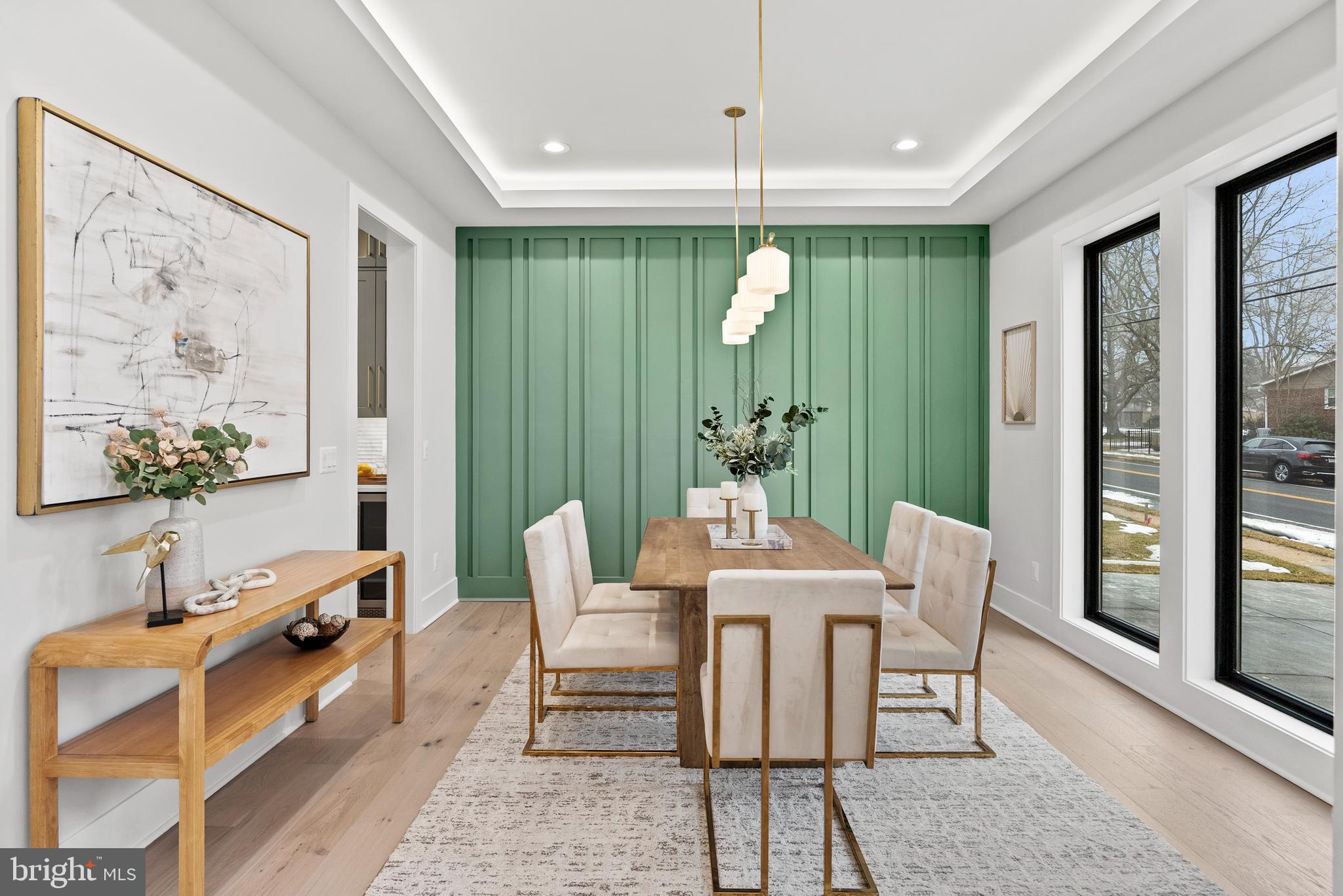 VIENNA WOODS - Residential