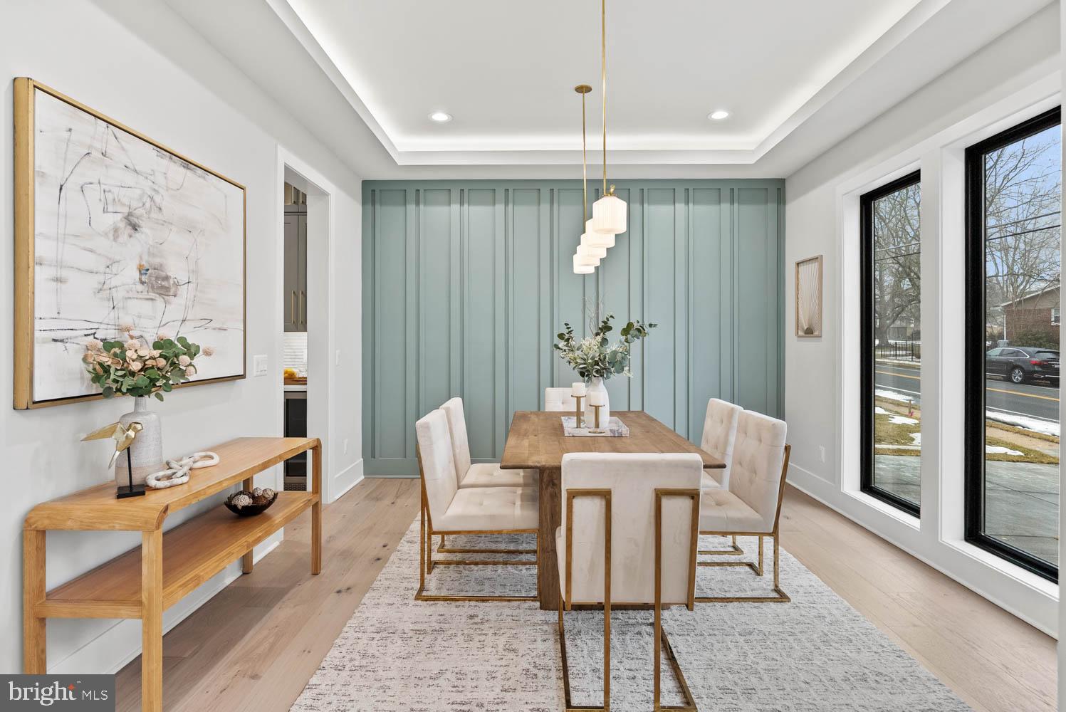 VIENNA WOODS - Residential