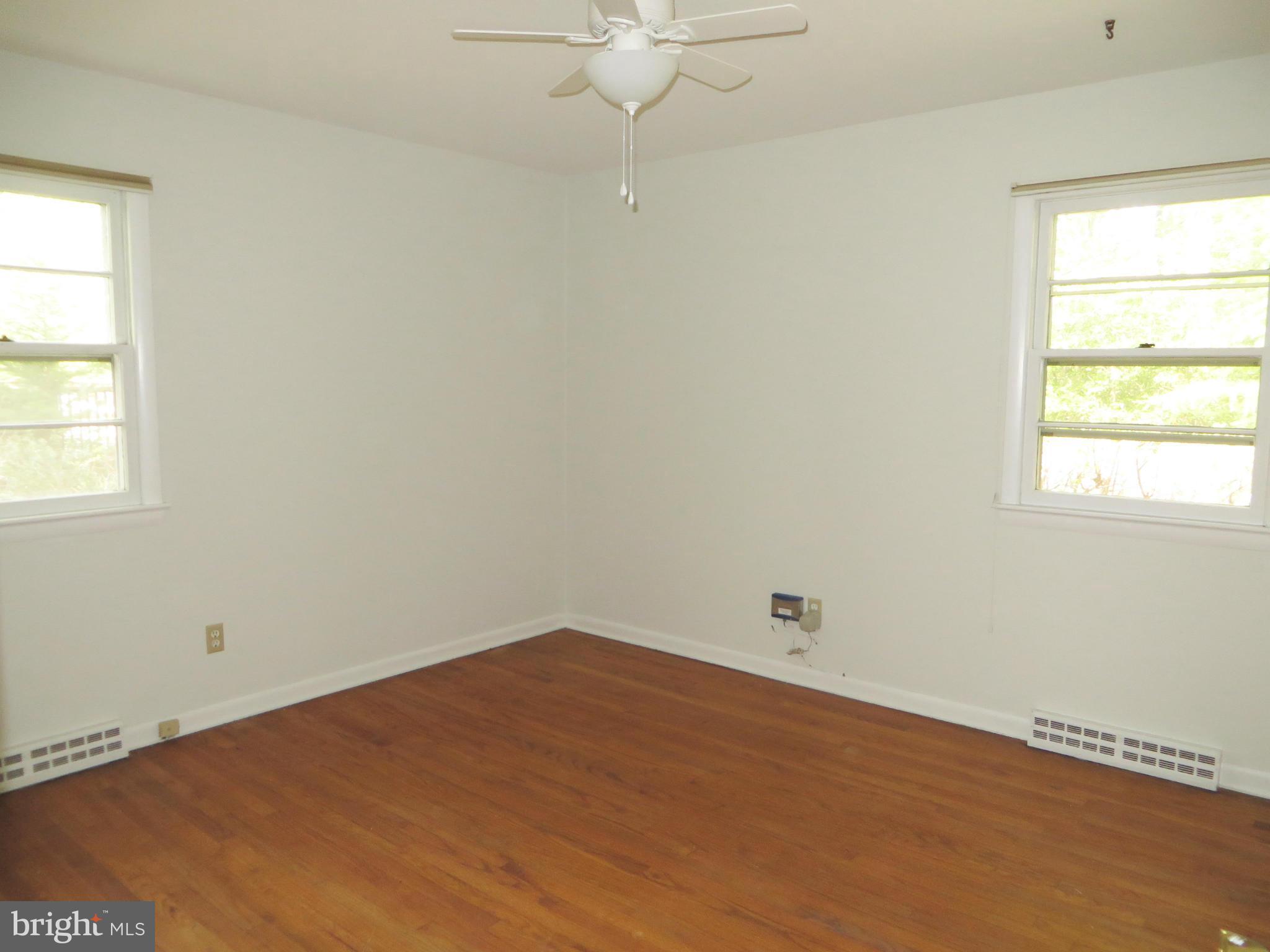 ESPERANZA FARMS - Residential