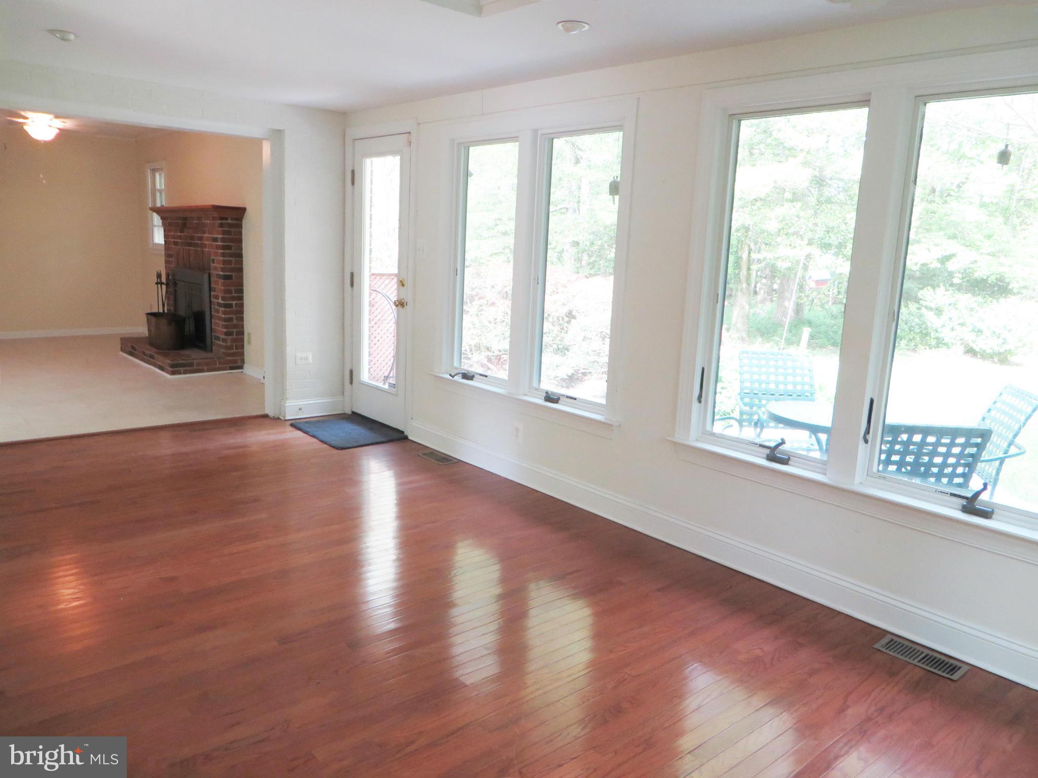 ESPERANZA FARMS - Residential