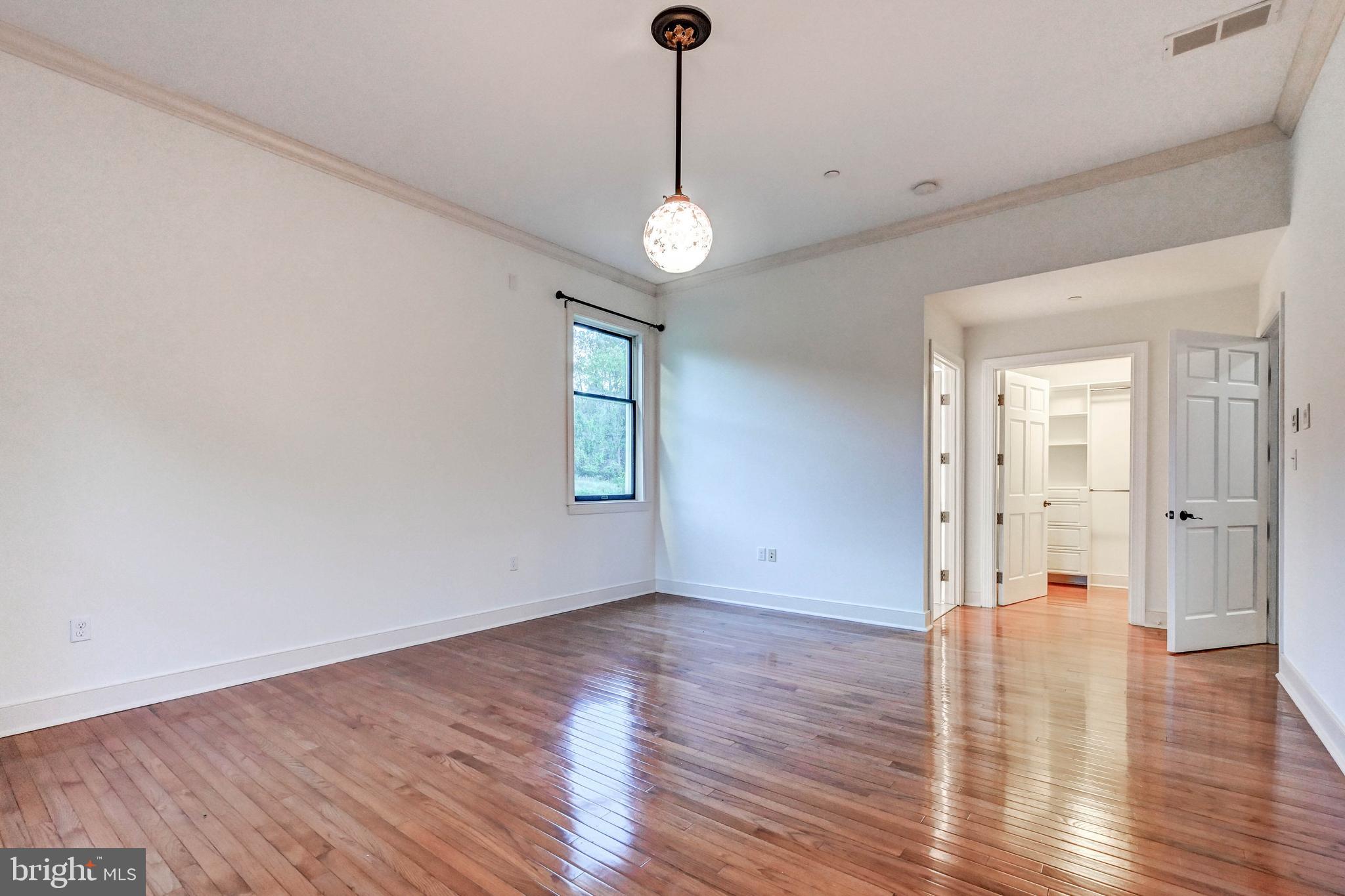 WORTHINGTON - Residential