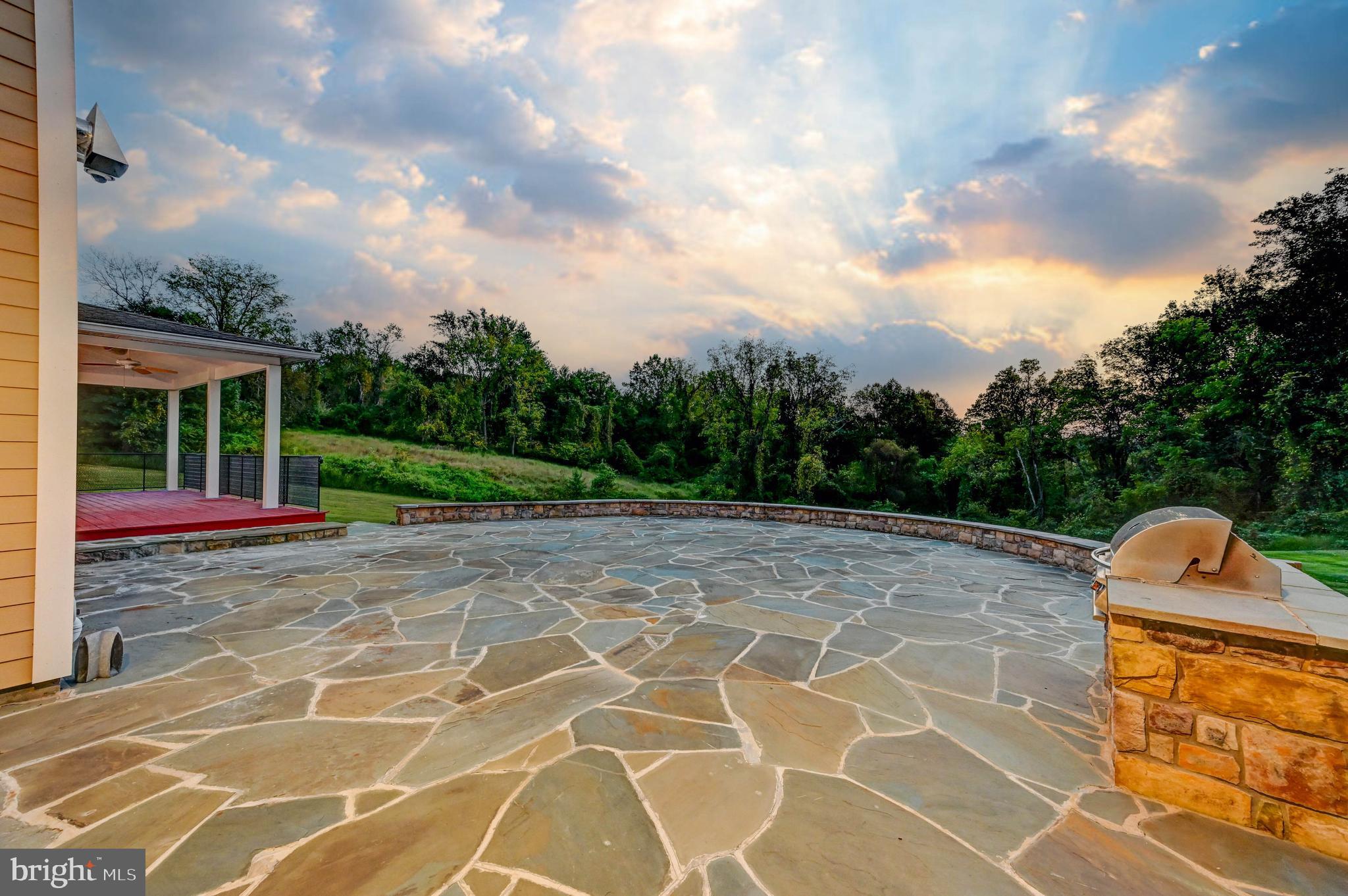 WORTHINGTON - Residential