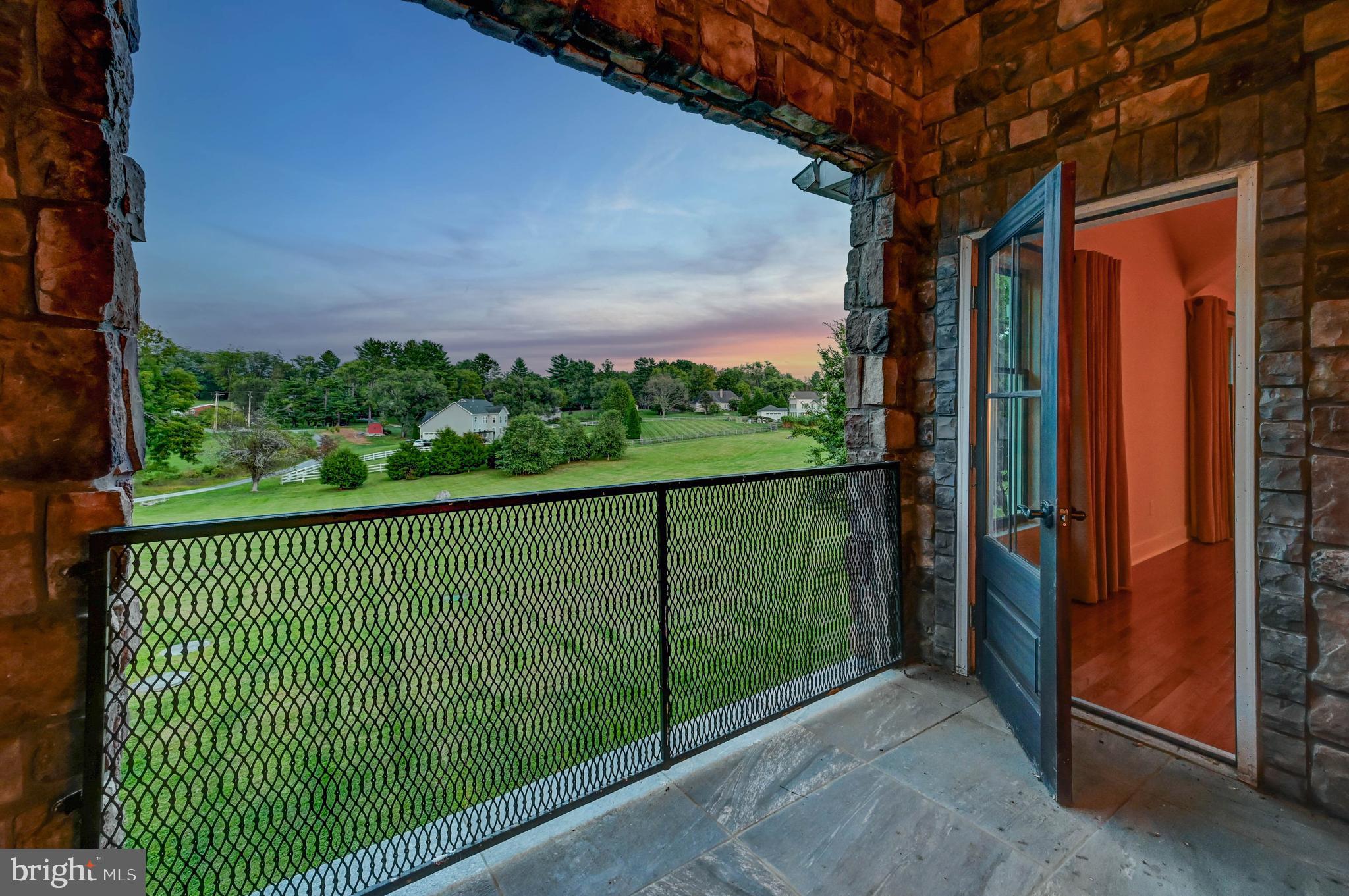 WORTHINGTON - Residential