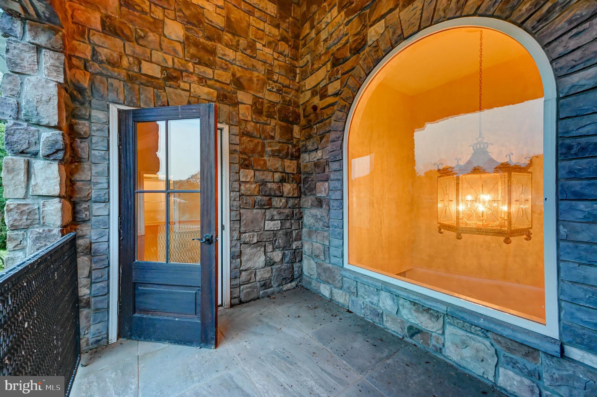 WORTHINGTON - Residential